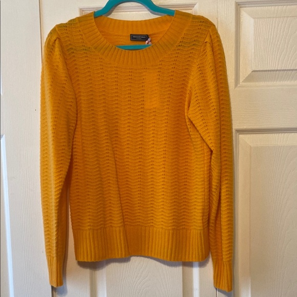NWT Vineyard Vines Pointelle Sweater - Picture 1 of 3